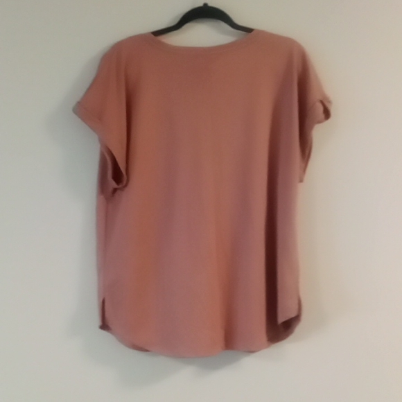 PLUS SIZE TOP - Picture 2 of 2